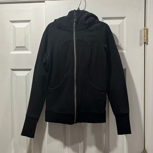 Black Lululemon sweater with hoodie, tight fit